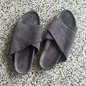 Beek Gray Sandals Minimalist Slide Design